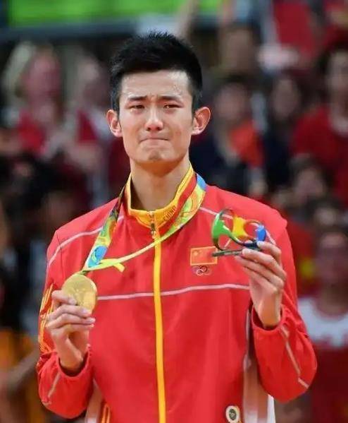 关于印尼羽毛球队力克中国羽毛球队,谌龙爆发神勇的信息 关于印尼羽毛球队力克中国羽毛球队,谌龙爆发神勇的信息