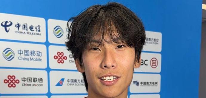 包含根宝执教效果显著，带领毕尔巴鄂强势跻身前列的词条